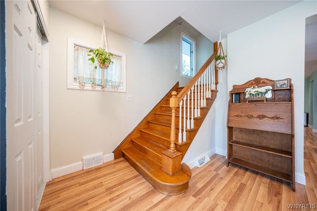 136 South Lincoln Avenue, Orchard Park, NY 14127