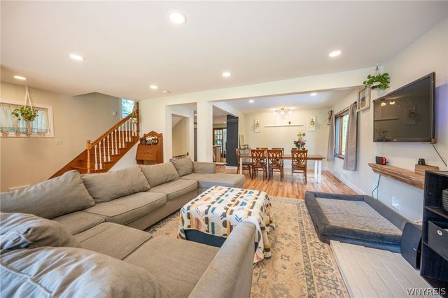 136 South Lincoln Avenue, Orchard Park, NY 14127