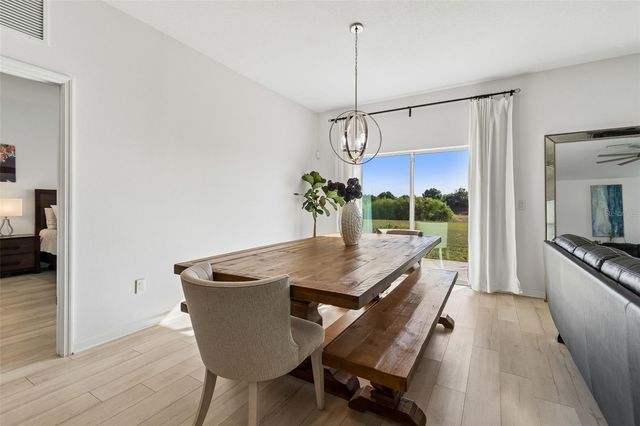 705 GARDEN OAKS SQUARE, Seffner, FL 33584