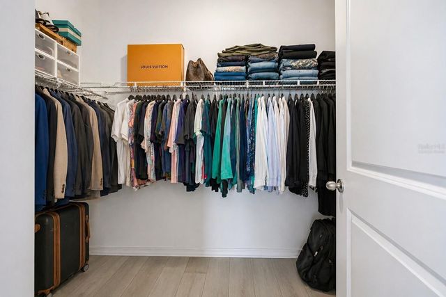 705 GARDEN OAKS SQUARE, Seffner, FL 33584