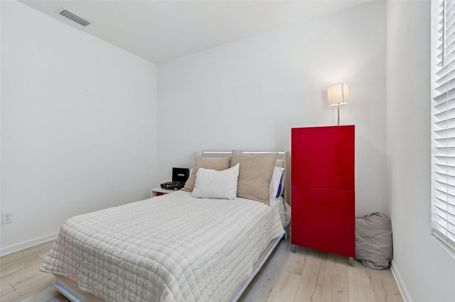 705 GARDEN OAKS SQUARE, Seffner, FL 33584