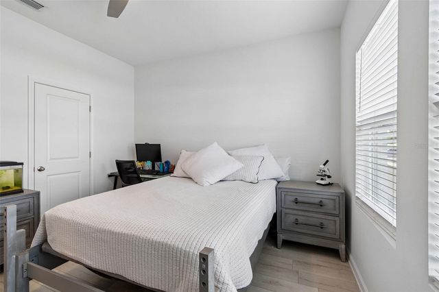 705 GARDEN OAKS SQUARE, Seffner, FL 33584