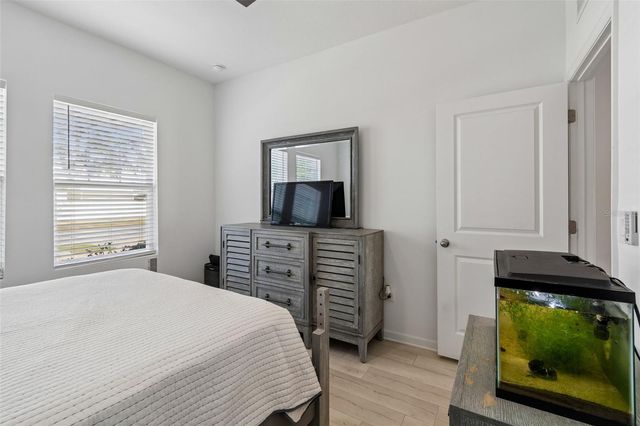 705 GARDEN OAKS SQUARE, Seffner, FL 33584