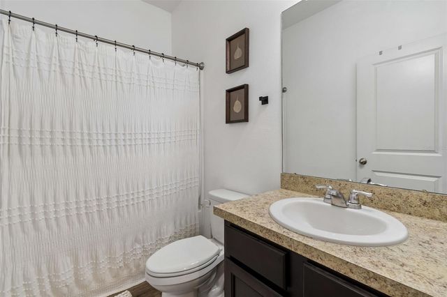 705 GARDEN OAKS SQUARE, Seffner, FL 33584