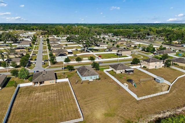 705 GARDEN OAKS SQUARE, Seffner, FL 33584