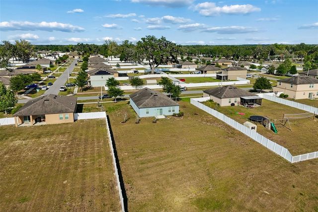 705 GARDEN OAKS SQUARE, Seffner, FL 33584