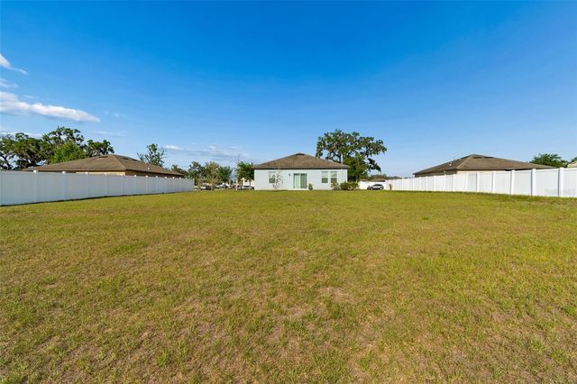 705 GARDEN OAKS SQUARE, Seffner, FL 33584