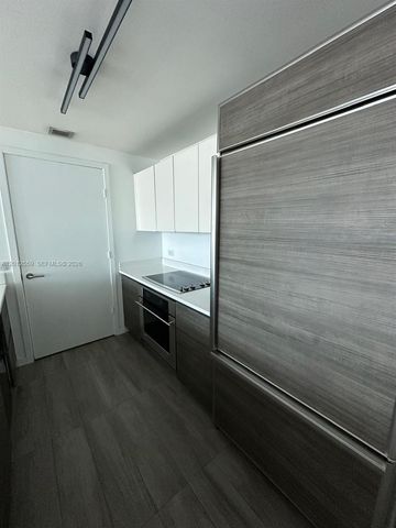 1100 S Miami Ave 2608, Miami, FL 33130