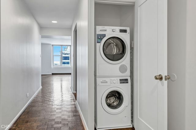 777 N Michigan Avenue 1700, Chicago, IL 60611