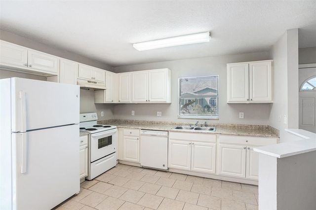 3807 E PALIFOX STREET, Tampa, FL 33610