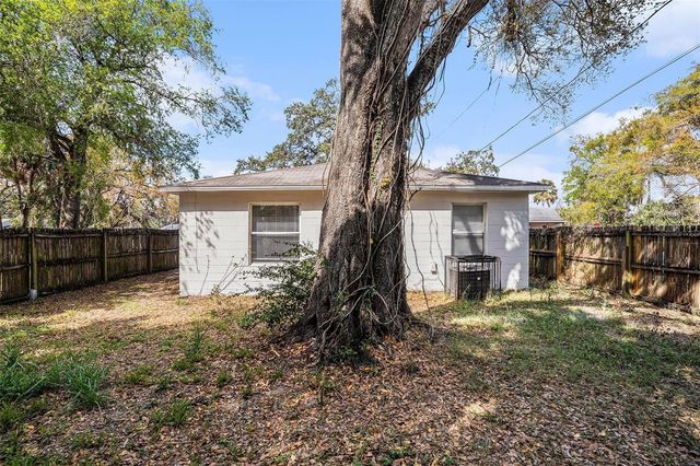 3807 E PALIFOX STREET, Tampa, FL 33610