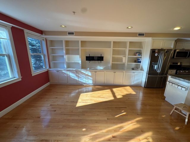 10 Sherman Court -, Somerville, MA 02145