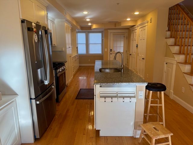 10 Sherman Court -, Somerville, MA 02145