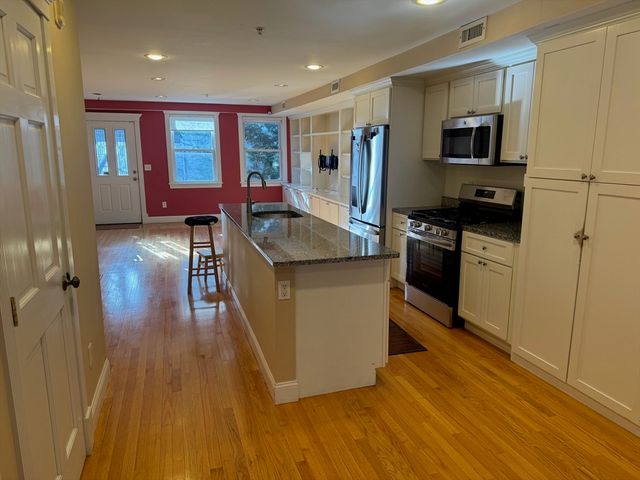 10 Sherman Court -, Somerville, MA 02145
