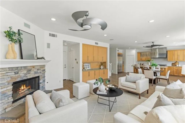 6 Blackbird, Irvine, CA 92618