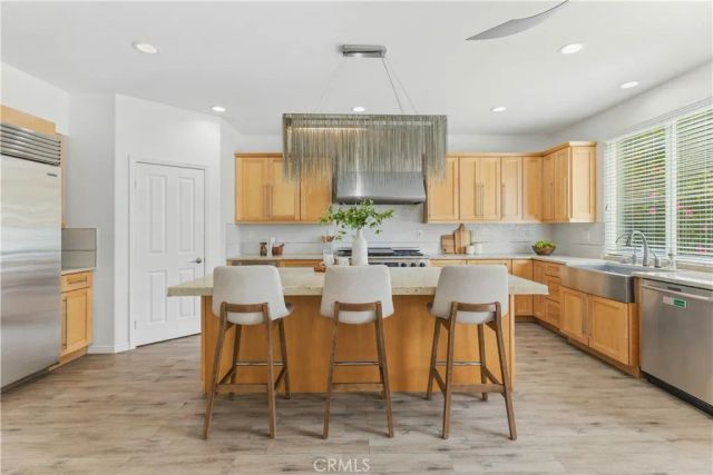 6 Blackbird, Irvine, CA 92618