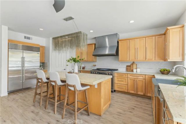 6 Blackbird, Irvine, CA 92618