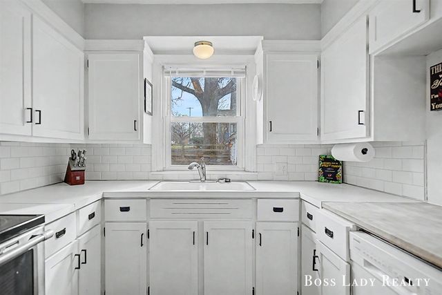 2302 Blaine Avenue, Grand Rapids, MI 49507