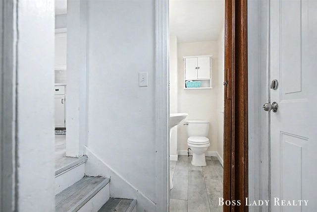 2302 Blaine Avenue, Grand Rapids, MI 49507