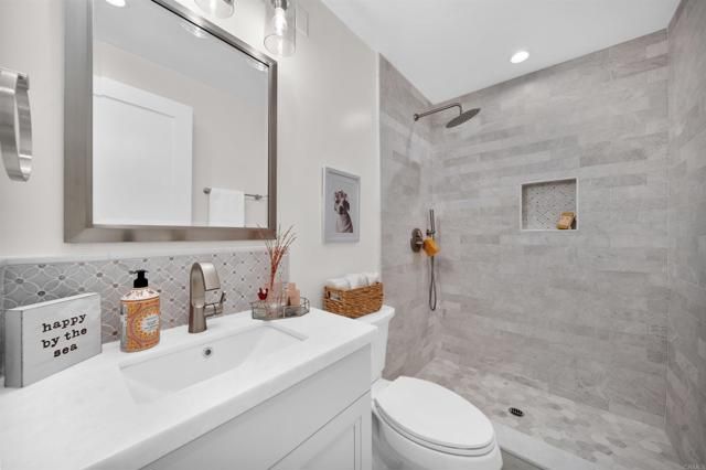 812 N Cleveland Street 1, Oceanside, CA 92054