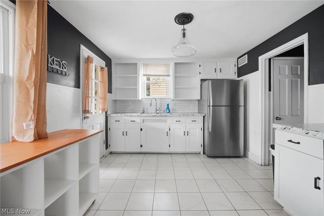 7103 Velma Avenue, Parma, OH 44129