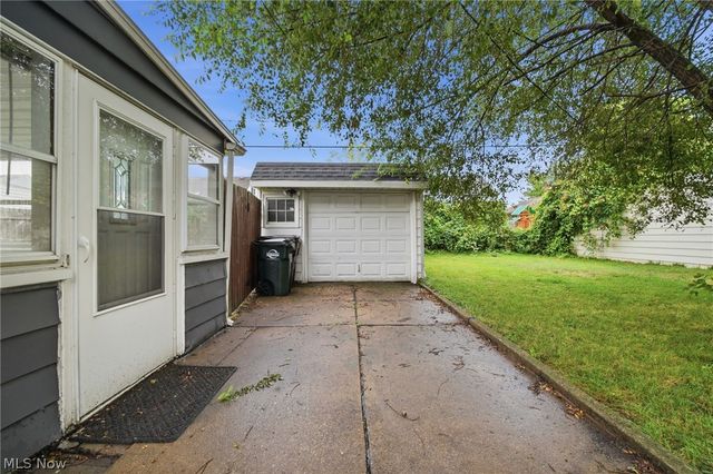7103 Velma Avenue, Parma, OH 44129