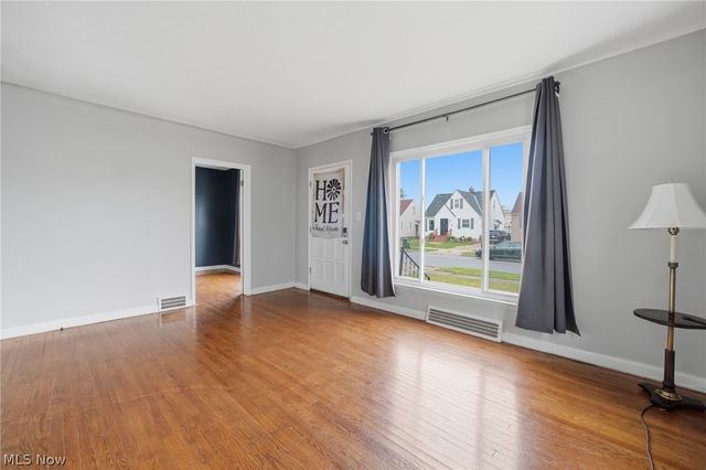 7103 Velma Avenue, Parma, OH 44129