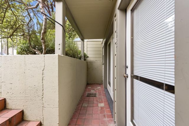 327 San Jose Avenue, San Francisco, CA 94110