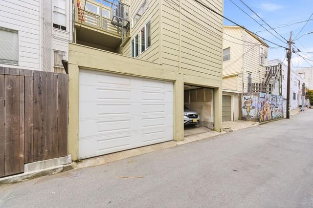 327 San Jose Avenue, San Francisco, CA 94110