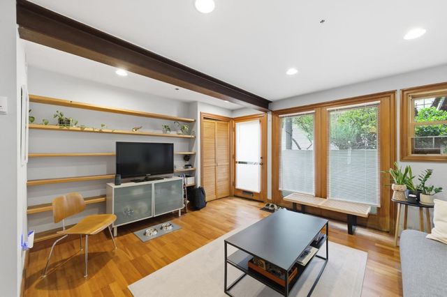 327 San Jose Avenue, San Francisco, CA 94110