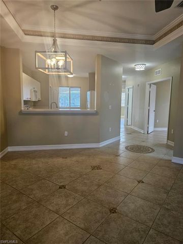 7835 Regal Heron CIR 301, Naples, FL 34104