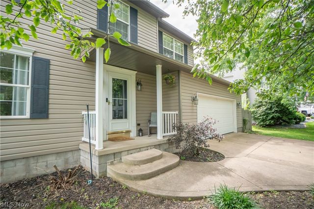 11032 Titus Avenue NW, Uniontown, OH 44685
