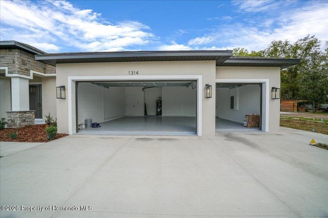 1314 Fayetteville Drive, Spring Hill, FL 34609