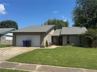 1205 N Ironwood Place W, Broken Arrow, OK 74012