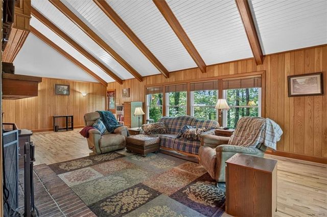 1965 Highway 52 E, Ellijay, GA 30536