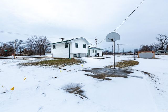 1916 E Hively Avenue, Elkhart, IN 46516