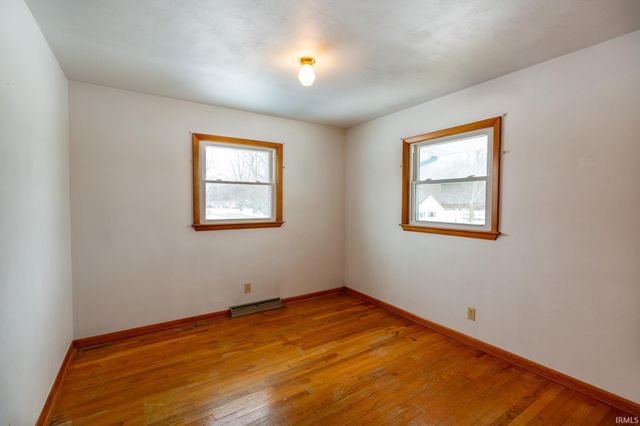 1916 E Hively Avenue, Elkhart, IN 46516