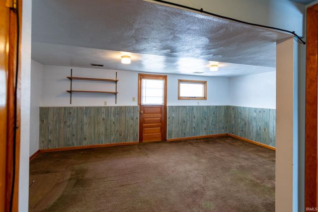 1916 E Hively Avenue, Elkhart, IN 46516