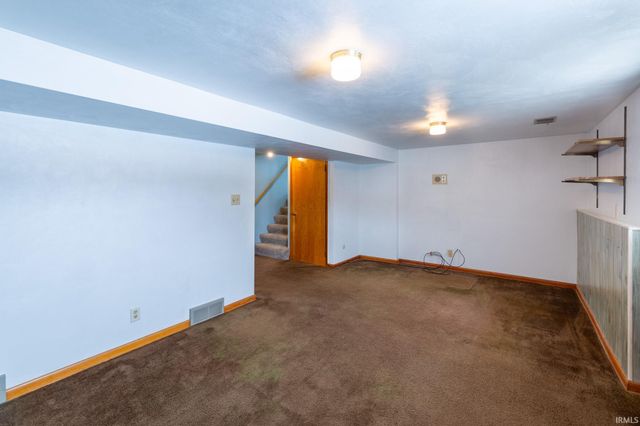 1916 E Hively Avenue, Elkhart, IN 46516