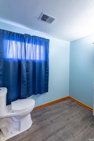 1916 E Hively Avenue, Elkhart, IN 46516