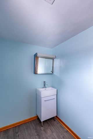 1916 E Hively Avenue, Elkhart, IN 46516