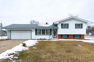 1916 E Hively Avenue, Elkhart, IN 46516