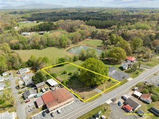 1 Ac E King Street, King, NC 27021