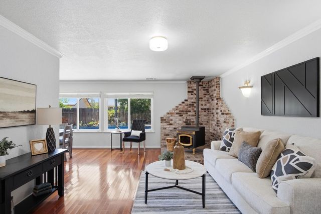 7006 Bridgeport Cir, Stockton, CA 95207