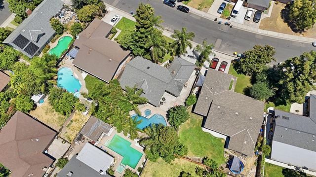 7006 Bridgeport Cir, Stockton, CA 95207