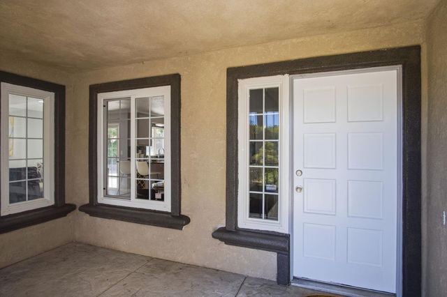 7006 Bridgeport Cir, Stockton, CA 95207