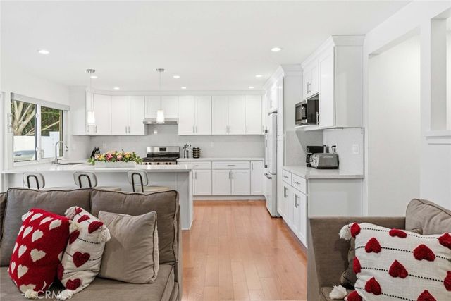 7544 Owens Street, Tujunga, CA 91042