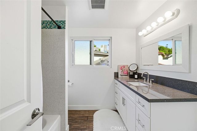 7544 Owens Street, Tujunga, CA 91042