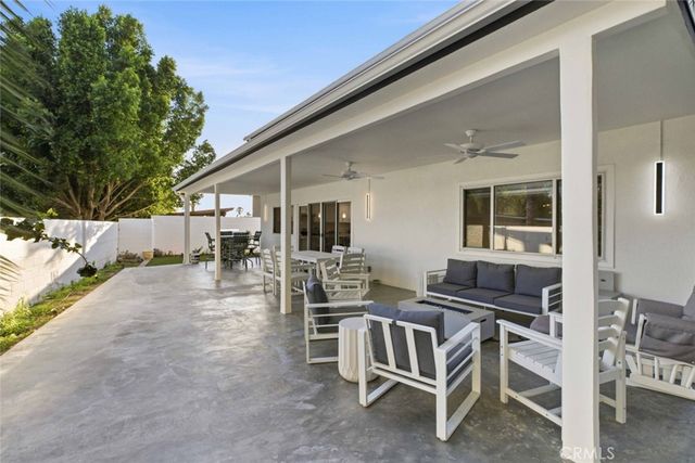 7544 Owens Street, Tujunga, CA 91042