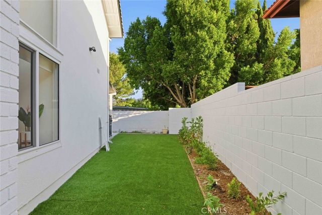 7544 Owens Street, Tujunga, CA 91042